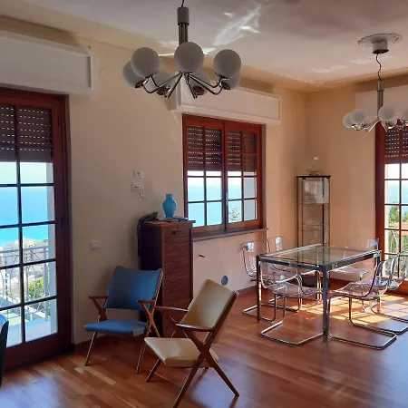 Guest house Bressa De Ma Affittacamere, & Breakfast Pietra Ligure